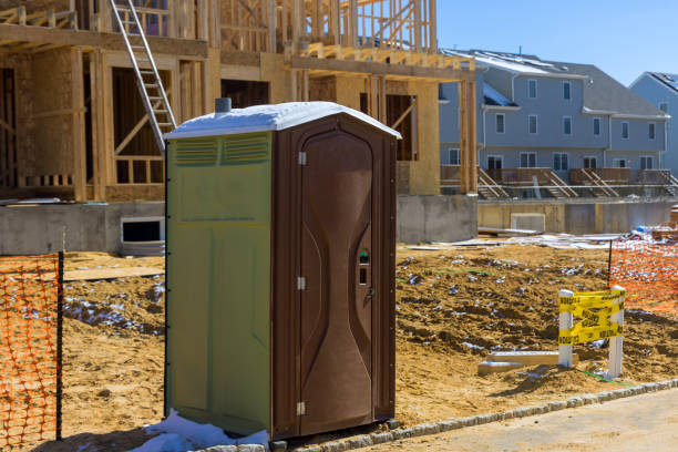 Best Porta potty delivery and setup  in Florence, AL